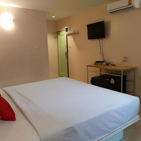 Bird Room Hotel - Pratunam Μπανγκόκ Εξωτερικό φωτογραφία