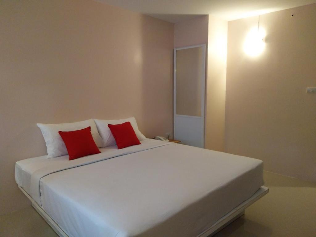 Bird Room Hotel - Pratunam Μπανγκόκ Εξωτερικό φωτογραφία